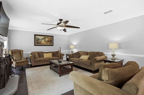 8400 Ruthette Dr, Fort Worth TX  76182-3630 exterior