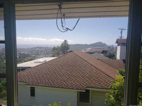 1753 Iwi Way, Honolulu HI  96816-3826 exterior