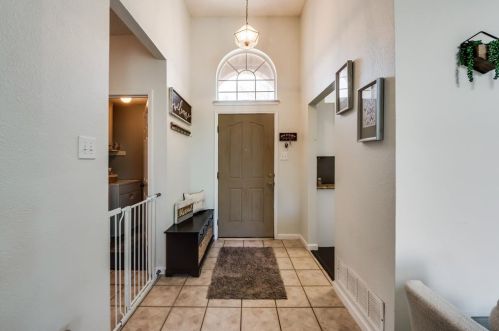 4729 Cascades St, Fort Worth TX  76137-5110 exterior