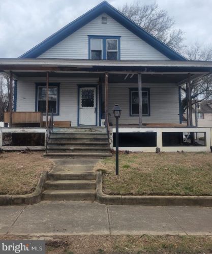 12 High St, Harrison Township, NJ 08062-9540