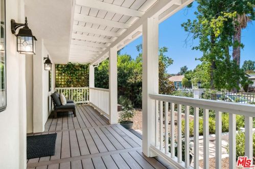 4852 Tyrone Ave, Van Nuys, CA 91423-2322