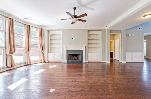 676 Tarpley Rd, Kennesaw, GA 30152-4718