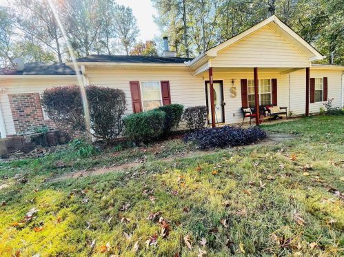 125 Smith Dr, Jenkinsburg, GA 30234-2403