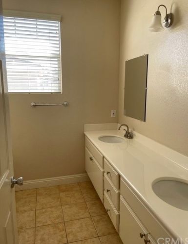 1962 Blue Violet Ct, Anaheim CA  92801-5300 exterior