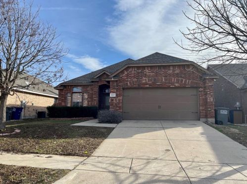 2069 Meadow Park Dr, Princeton TX 75407-2662 exterior