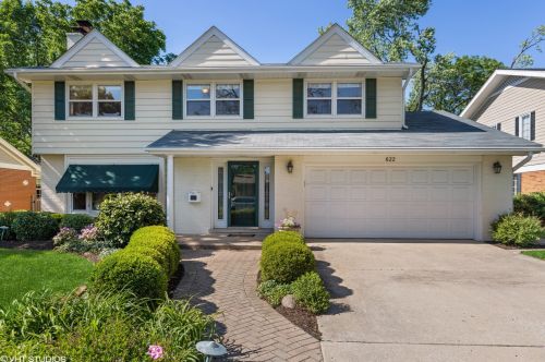 622 Courtland Cir, Western Springs, IL 60558-1943