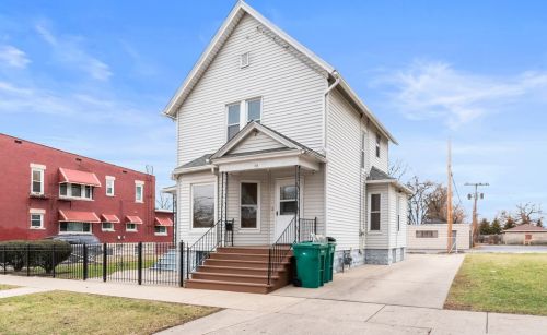 418 Benton St, Joliet, IL 60432-2456