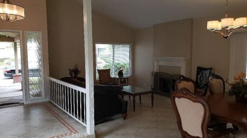 41 Sparrowhawk, Irvine CA  92604-3225 exterior