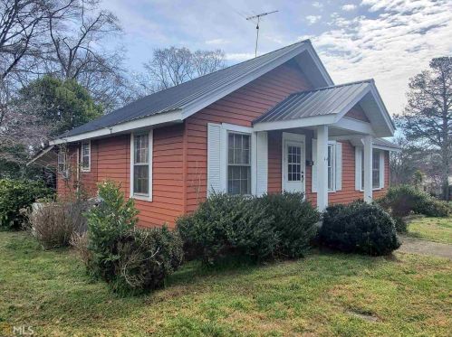44 Hood St, Commerce, GA 30529-2252