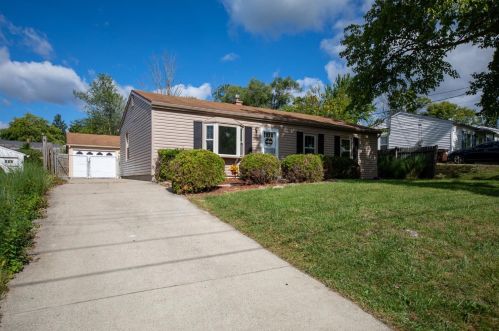 9659 Crestbrook Dr, Cincinnati, OH 45231-3740