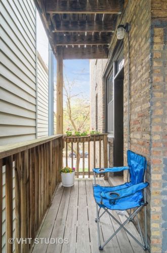 3737 Leavitt St, Chicago IL  60618-4835 exterior