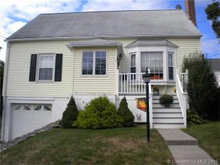 9 Oakdale Ave, Waterbury, CT 06708-1723