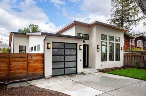 3887 La Selva Dr, Palo Alto, CA 94306-3204