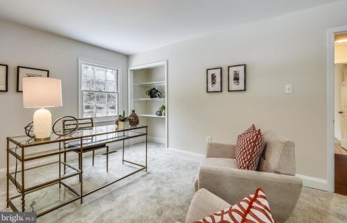 810 Burnt Mills Ave, Silver Spring MD 20901-4506 exterior