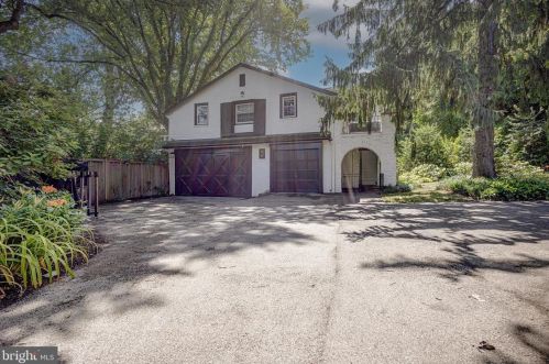 420 Allens Ln, Philadelphia PA 19119-3310 exterior