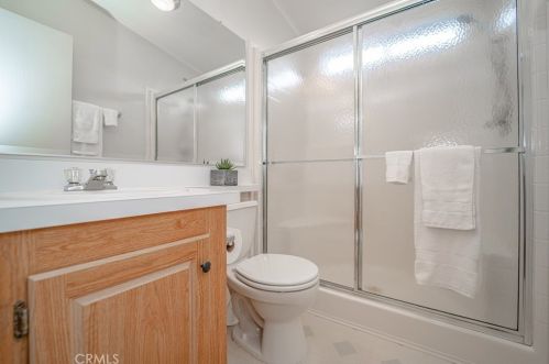 27 Spruce Via, Anaheim CA  92801-1043 exterior