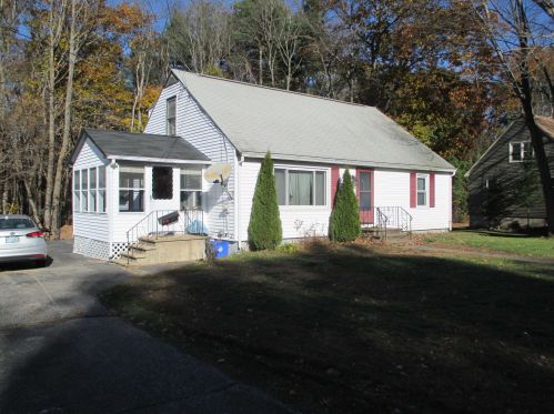 32 Buffumsville Rd, Somersworth, NH 03878-3002
