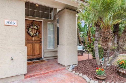 7015 Via Cabana, Carlsbad, CA 92009-6627