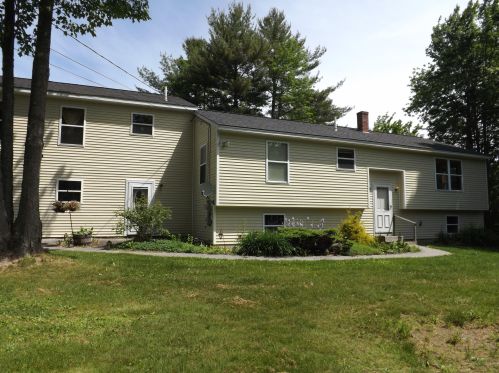 25 Porcupine Ridge Rd, Thomaston, ME 04861-3034
