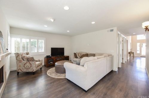51 Sunlight, Irvine CA  92603-3740 exterior
