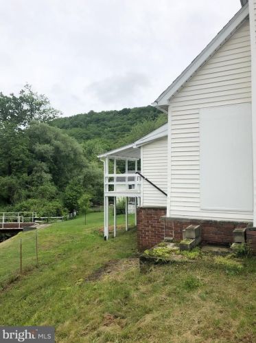 23705 Bartlett St, Barton MD  21521-2249 exterior