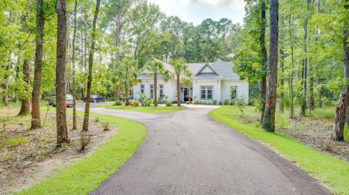 1395 Old Rosebud Trl, Awendaw SC  29429-6215 exterior