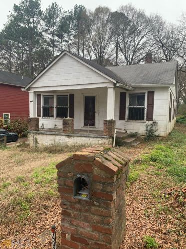490 Third Ave, Scottdale, GA 30079-1621