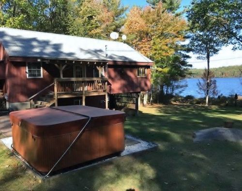 671 Royalston Rd, Fitzwilliam, NH 03447-3437