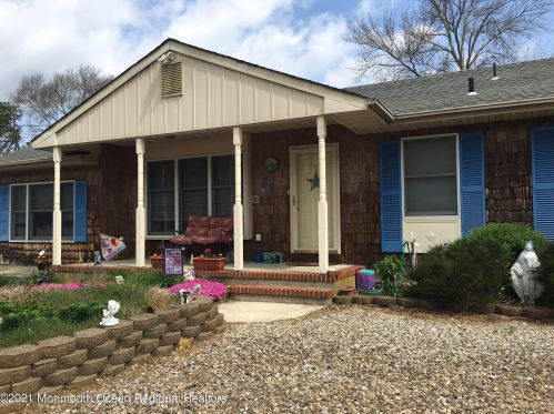 61 Harley Blvd, Berkeley Township, NJ 08721-3563