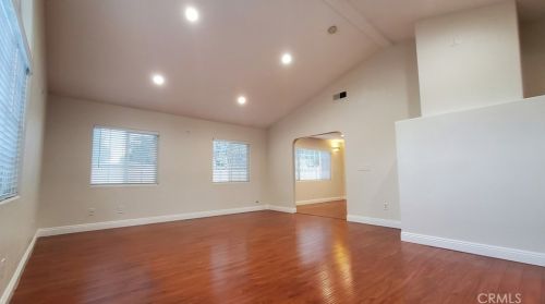 1867 Beacon Ave, Anaheim CA  92804-4562 exterior