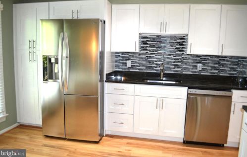 7734 Shootingstar Dr, Springfield, VA 22152-3102