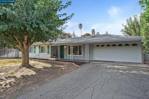 1029 Picadilly Ct, Concord, CA 94518-3223