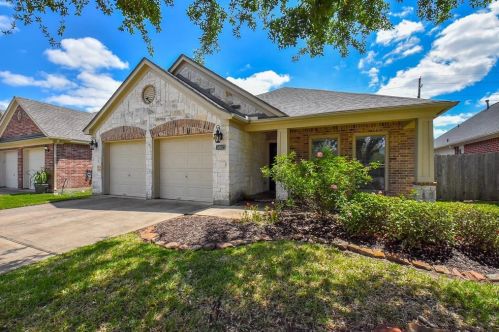 5602 Cunningham Ln, Richmond, TX 77471-2665