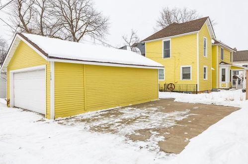 654 Holly Ave, Saint Paul MN  55104-7123 exterior
