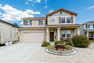 4820 Grace Ct, Sparks, NV 89436-8635