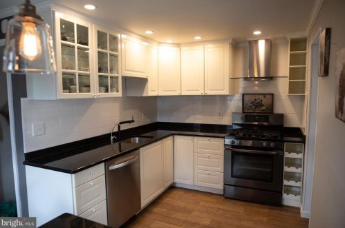 11021 Bustleton Ave, Philadelphia PA  19116-2807 exterior