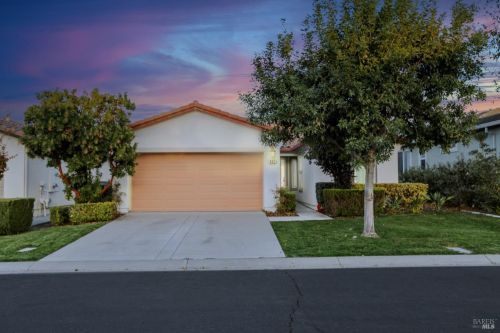 402 American Falls Dr, Rio Vista, CA 94571-2261