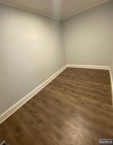 61 Front St, Paterson, NJ 07522-1486