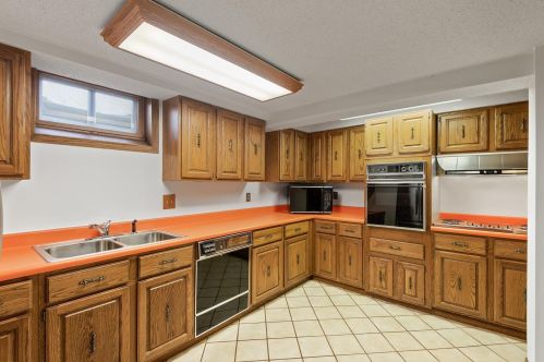 1941 Hamline Ave, Saint Paul MN  55113-5815 exterior