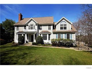 24 Broad Axe Ln, Wilton CT  06897-3903 exterior