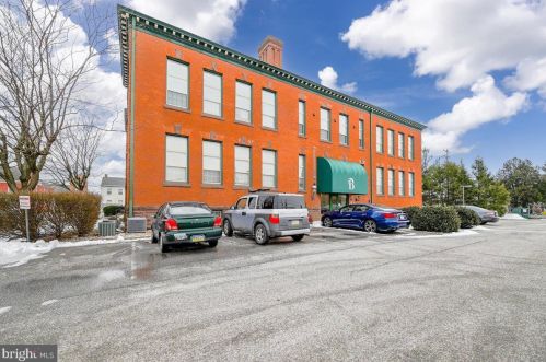 190 Walnut St, Hanover PA  17331-2553 exterior