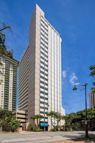 2092 Kuhio Ave, Honolulu HI  96815-2151 exterior