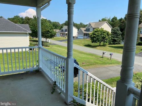 8 Brown Cir, Fredericksburg, VA 22405-2805