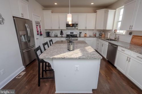 813 Bentgrass Dr, Aberdeen MD  21001-3948 exterior