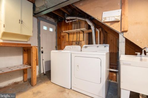 9503 Saybrook Ave, Silver Spring MD  20901-3034 exterior