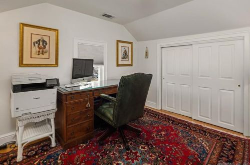 1 Bartlett Ave, Norwalk CT  06850-1914 exterior