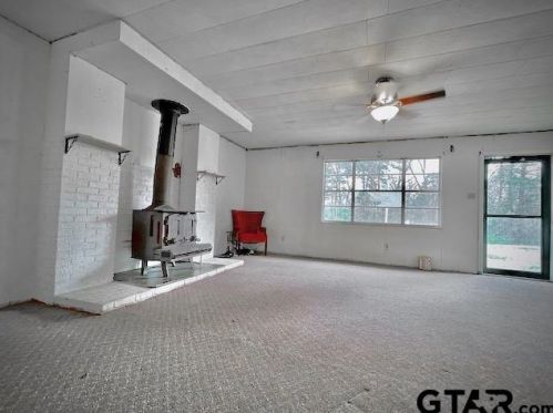 21338 Forest Grove Dr, Chandler, TX 75758-8230