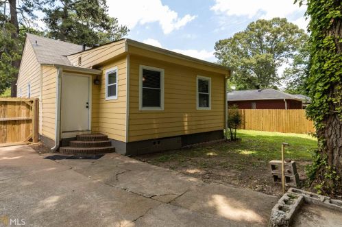 304 Maple St, Atlanta GA  30354-1107 exterior