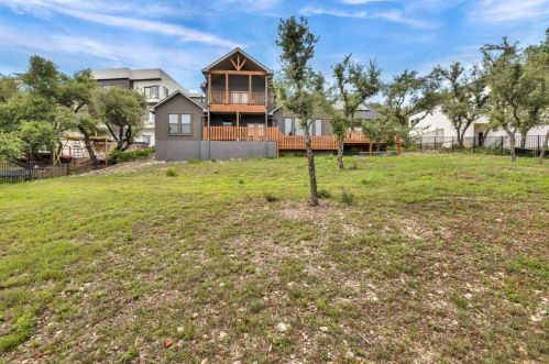 12513 Cedar St, Austin TX  exterior