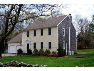 99 Old Post Rd, Westerly, RI 02891-2643